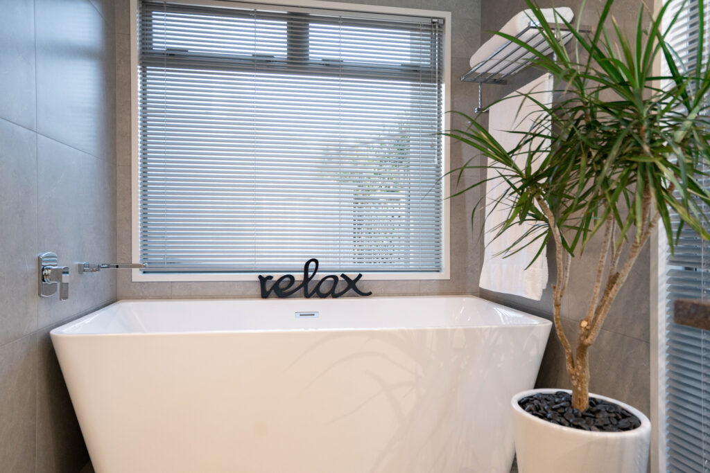 2a rostrevor street 10