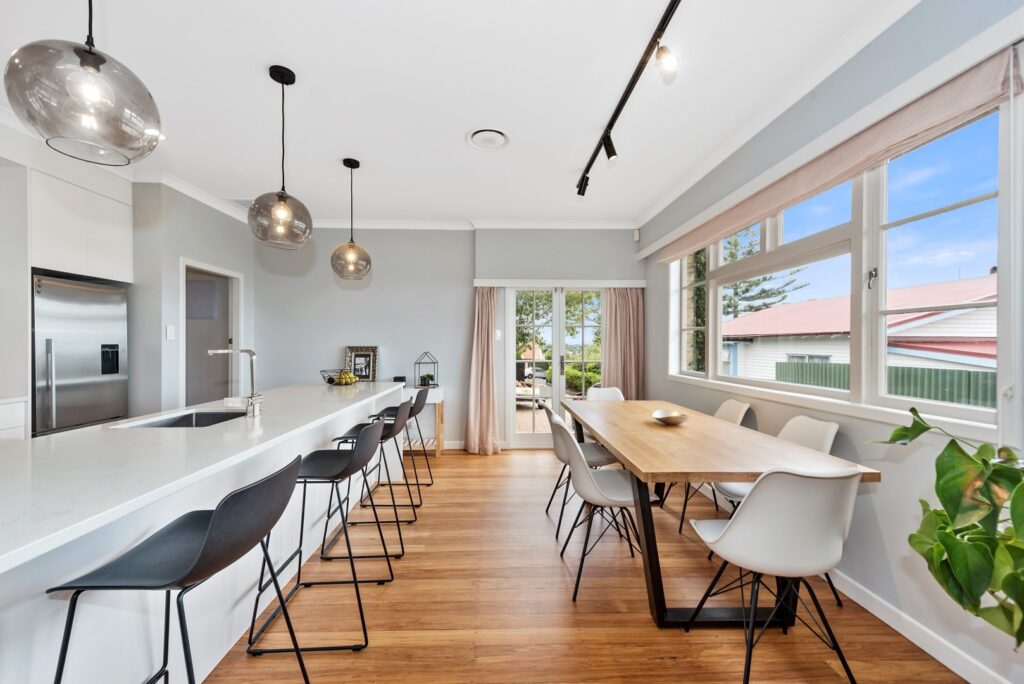 Ridout st 28 007 custom large