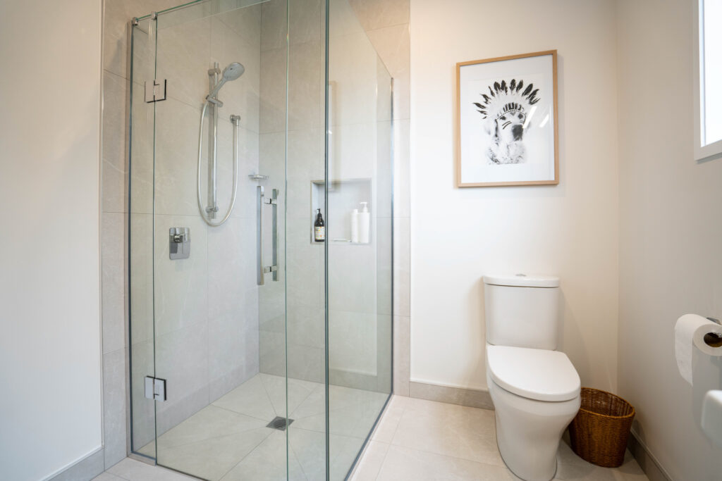 River road bathroom 4